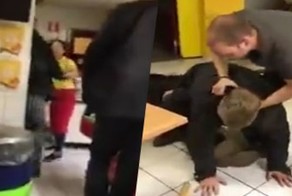 Смельчак избил двух пьяных посетителей ресторана, пристававших к официантке