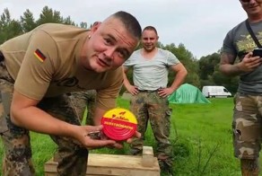 Что шведу хорошо, то немцу смерть: как немцы пробовали сюрстрёмминг