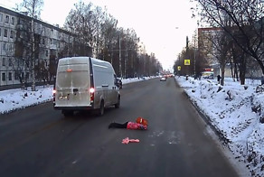 Авария дня. В Ижевске сбили маленькую девочку