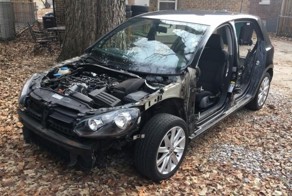 Американец разобрал свой Гольф перед возвратом дилеру