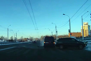 Авария дня. ДТП с автомобилем следственного комитета в Иркутске