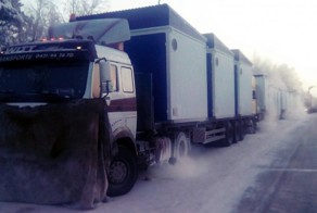 Замерзающие под Ямалом дальнобойщики рассказали о попытке МЧС нажиться на них