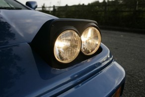 10 последних автомобилей с поднимающимися фарами