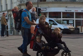 С папой лучше не шутить, ведь папа - это... папа