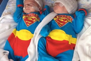 "Это чудо": близнецы родились на сроке 25 недель и выжили