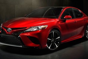 Toyota представила новое поколение седана Camry