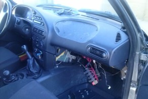 Бардачок из пластикового контейнера своими руками