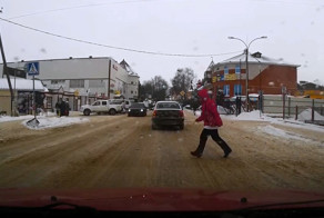 Перебежчик в капюшоне