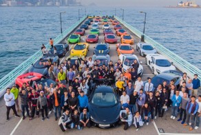 Парад суперкаров McLaren в Гонконге