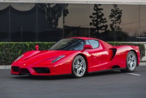 Почти новый Ferrari Enzo выставлен на продажу