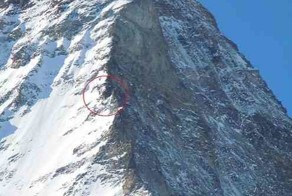 Вы видите эту маленькую точку в горах? Там находится хижина «Солвей»