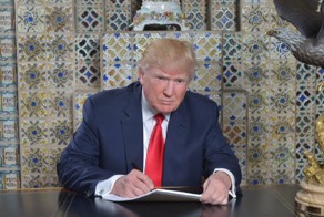 Трамп пишет инаугурационную речь - а интернет издевается над ним, как может!