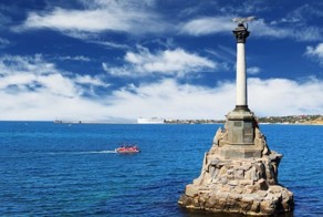 "Удивительные идиоты"