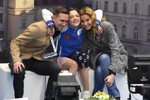 Евгения Медведева побила два мировых рекорда и стала чемпионкой Европы