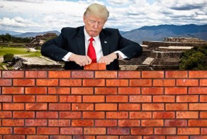 Интернет издевается над Трампом, не умеющим снимать колпачок с ручки!