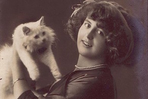  Винтажные коты съ дѣвицами