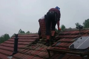 В твой дом труба упал