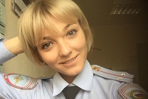 Почем машинки: СМИ заинтересовались автомобилями дам из ОВД Барвихи