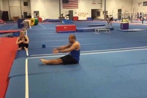 Cальто назад из положения сидя 