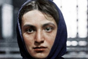Лица эмиграции: какие люди приезжали в Нью-Йорк сто лет назад?