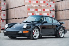 Парижские торги автомобилей RM Sotheby's