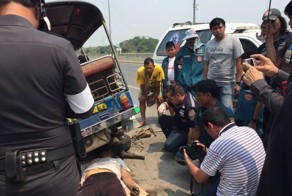 59-летний мужчина погиб, ремонтируя моторикшу