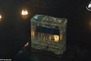 Фанаты "Игры престолов" целый час ждали, пока растает ледяной куб и откроет дату премьеры