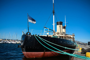 Суур Тылл. Герой и ледокол