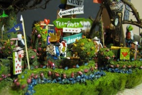 Моя первая сувенирная работа Алиса в стране чудес