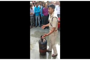 Как потушить загоревшийся газовый баллон