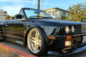 Американец полностью переделал BMW E30