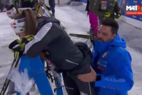 Массаж ягодиц биатлонистки Доротеи Вирер