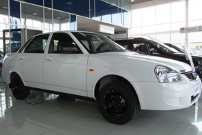 Обзор бюджетной «Лада Приора»