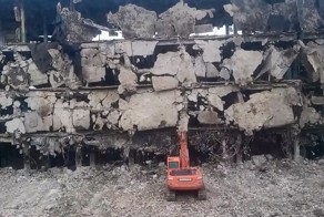 Суровый снос аварийного здания в Воронеже