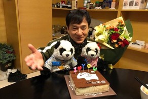 7 Апреля Джеки Чан начал получать поздравления на свой 63-й день рождения