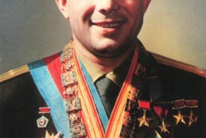 12 апреля. Гагарин. С праздником!