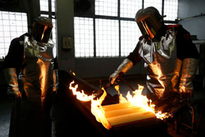 Грамм золота: экскурсия на завод цветных металлов!