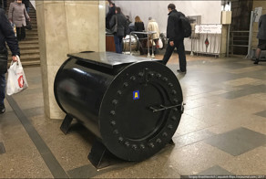 Черные бочки: новая тайна метро