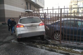 Видео ДТП автомобиля РедБулл с камер АО ТК МЕГАПОЛИС