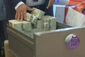 В пустой квартире в Нигерии нашли 43 миллиона долларов