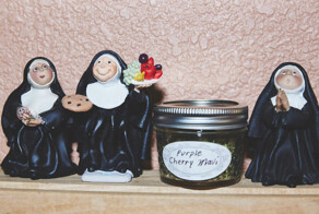 Монашки за натуральный продукт