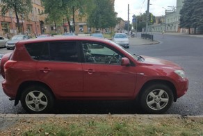 Кто-то скопировал все номера и документы на машину девушки из Челябинска