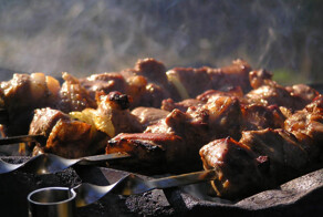 От стейков до шашлыков: о мясе для майских выходных