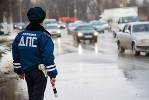 Тормознул гаишник, а у меня документов при себе нет