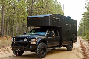 Siberian Tiger - полноценный дом на колесах на базе пикапа Ford F450