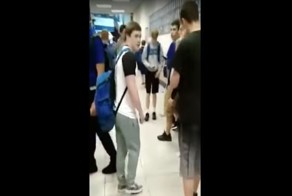 С борцами шутки плохи! Отморозок решил избить ученика младших классов, но все пошло не так, как ему хотелось