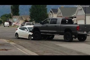 Мужик остановил нарушителя, уходящего от полиции через парк