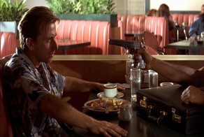 Уловки ресторанов, чтобы клиент тратил больше