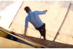 Ударный репортаж: журналист сломал себе мизинец, испытывая на прочность спасательную сетку