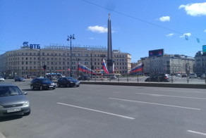 Прогулки по праздничному Петербургу